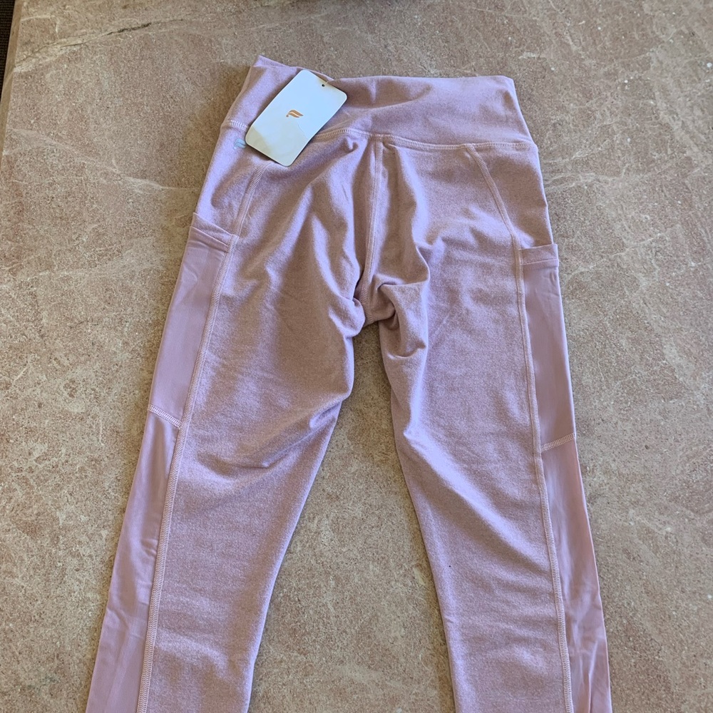 Women’s Fabletics Pale Pink Leggings